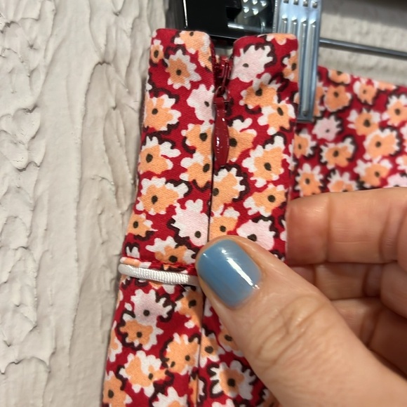 Fairway & Greene Cotton Floral Red Skirt size 6 - Picture 7 of 10